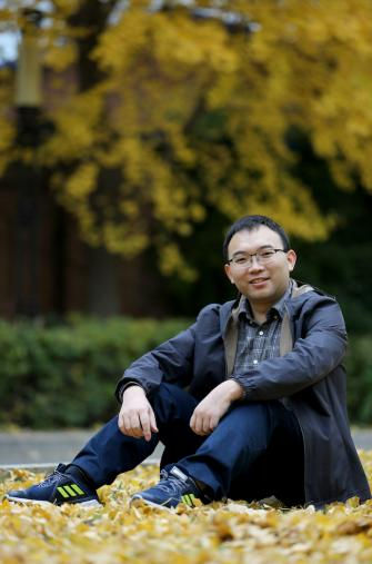 伟德国际1949始于英国创新论坛第一千七百九十二讲：全息QCD：从黑洞热力学到QCD物态方程