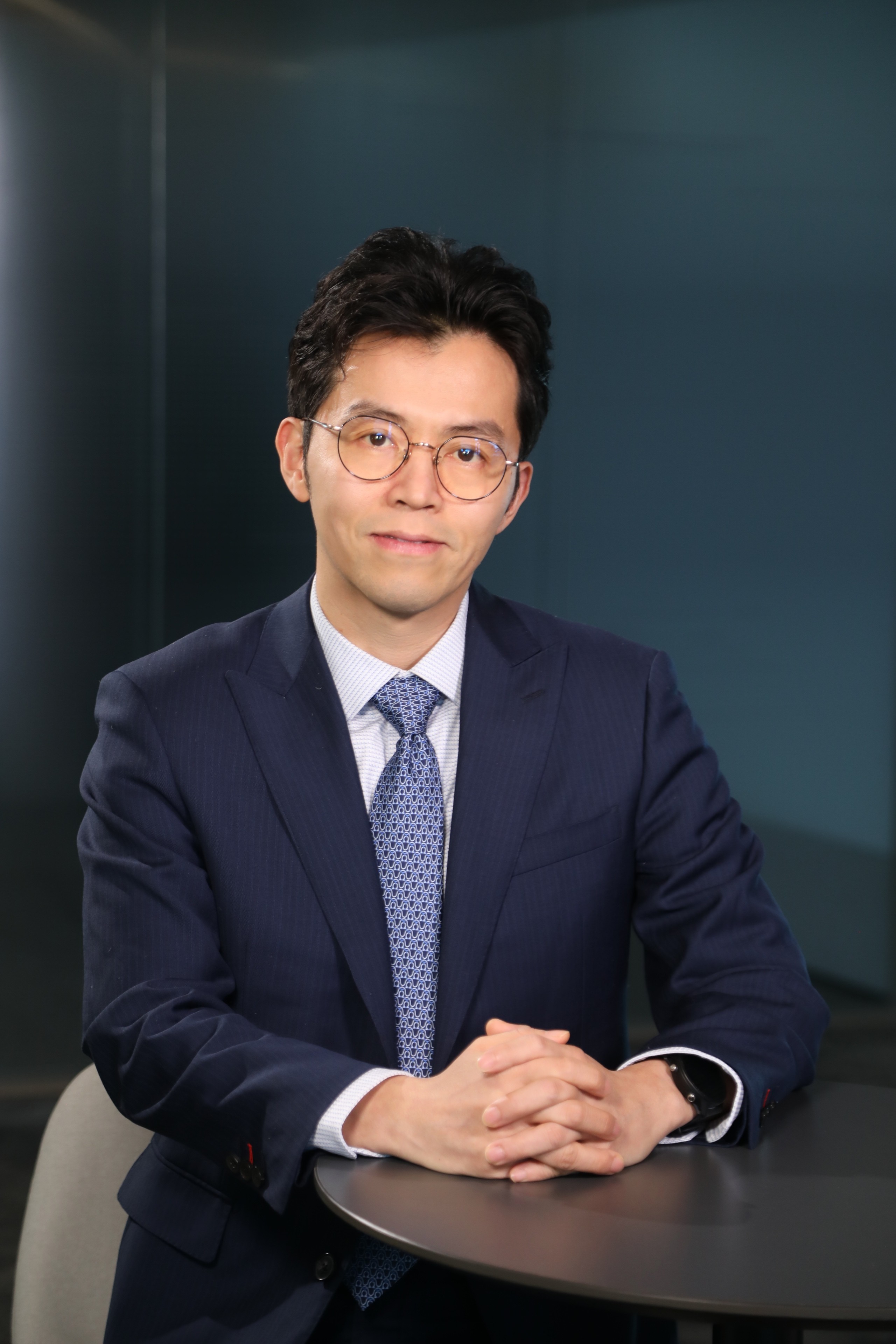 伟德国际1949始于英国创新论坛第一千九百八十六讲：医疗多模态通专融合范式：基础模型驱动下的全场景诊疗革新