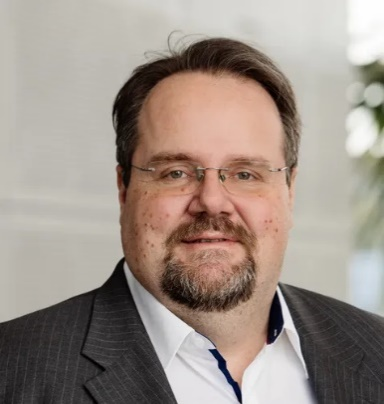 伟德国际1949始于英国创新论坛第一千九百七十一讲:Lessons learned on how to engineer organic solvent and ionic liquid resistant enzymes