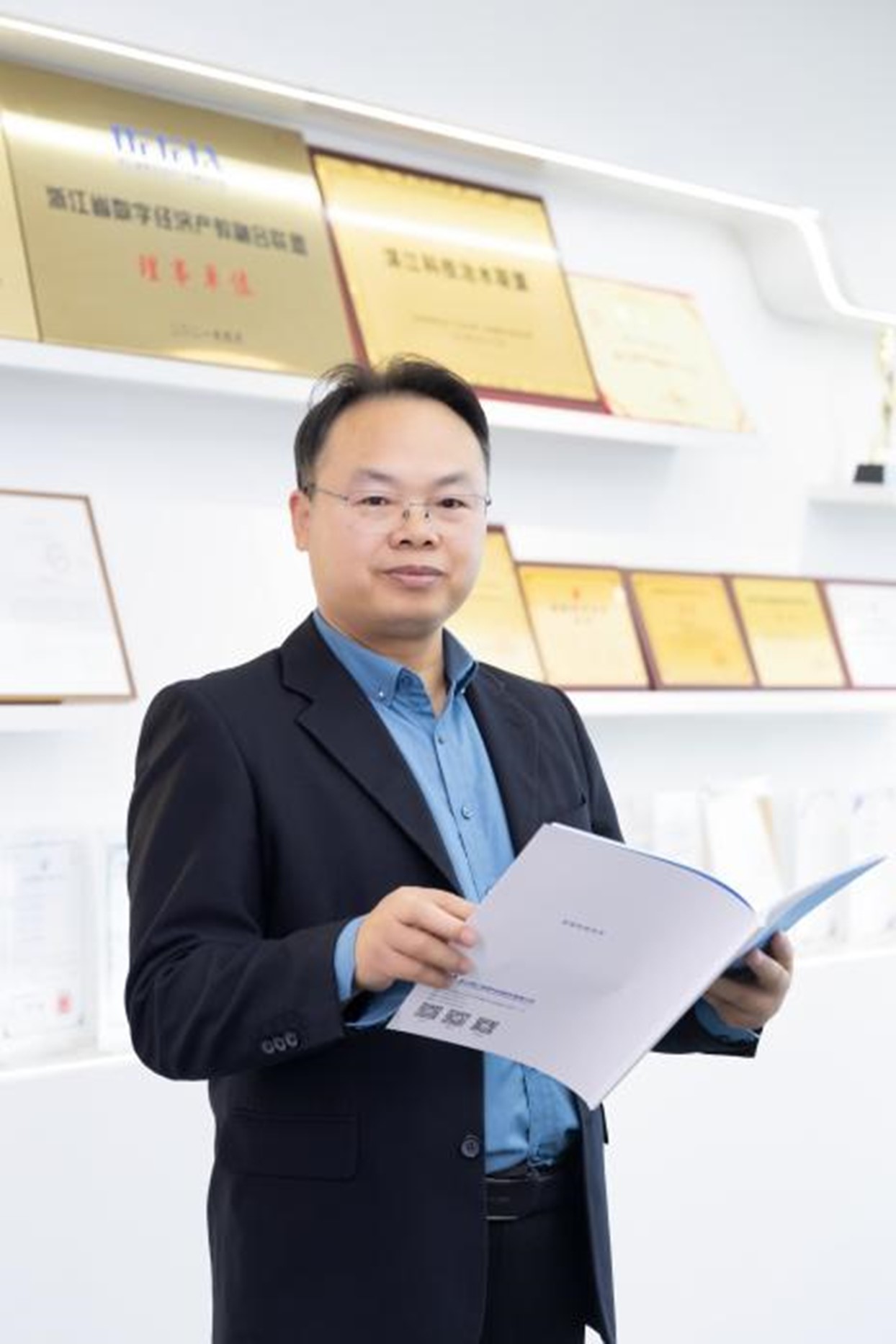 伟德国际1949始于英国创新论坛第一千七百四十六讲：基于国产大模型的科技治水实践